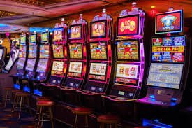 lucki777 ဘောလုံးလောင်းကစား VIP Bonus နှင့် Cashback Program – Myanmar ကစားသမားများအတွက် Sportsbook Reward